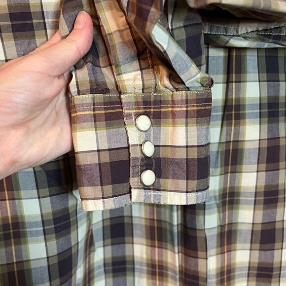 Lucky brand western shirt with snap buttons. Size large. - Picture 8 of 11